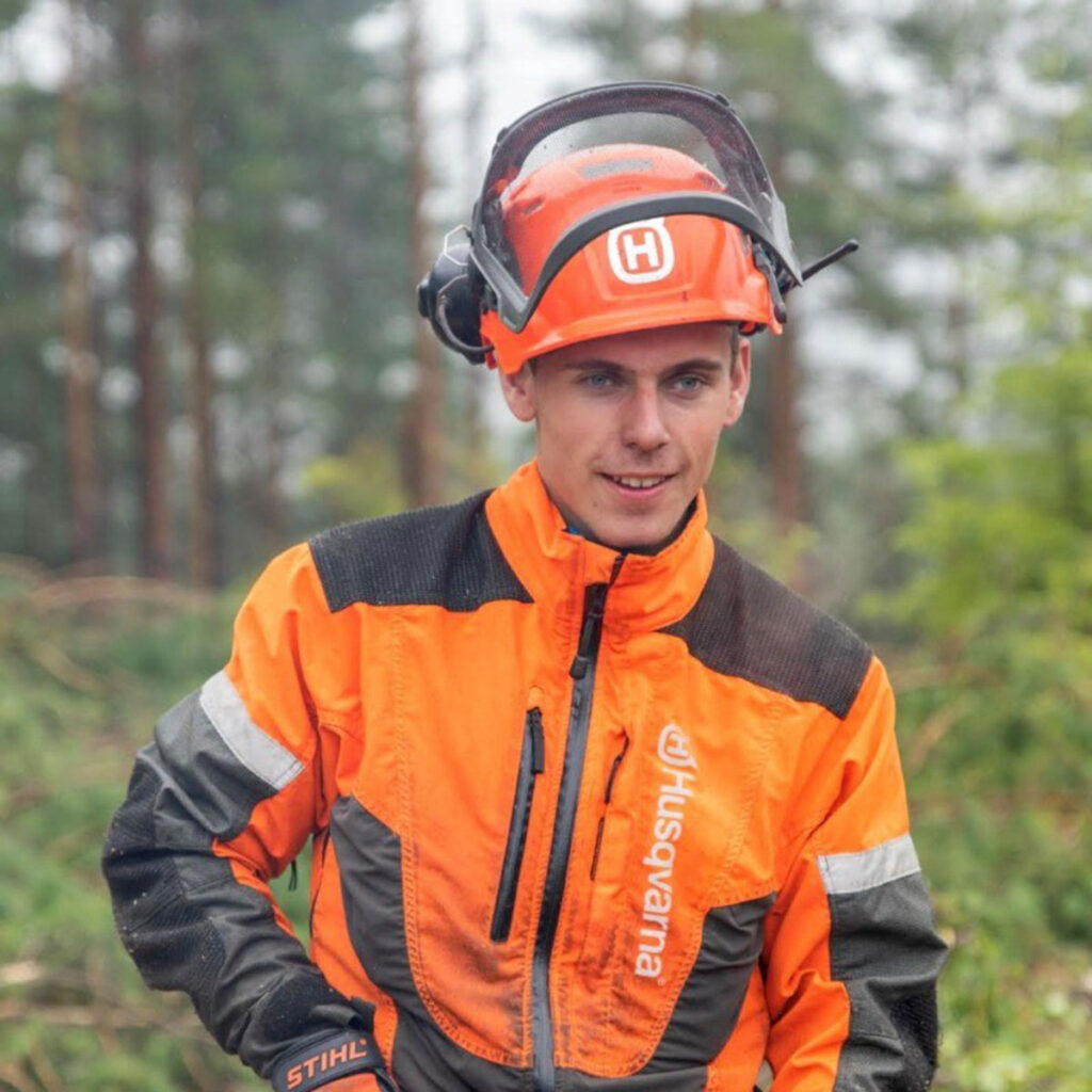 Sander-Huslende-Alfredsen_1200px